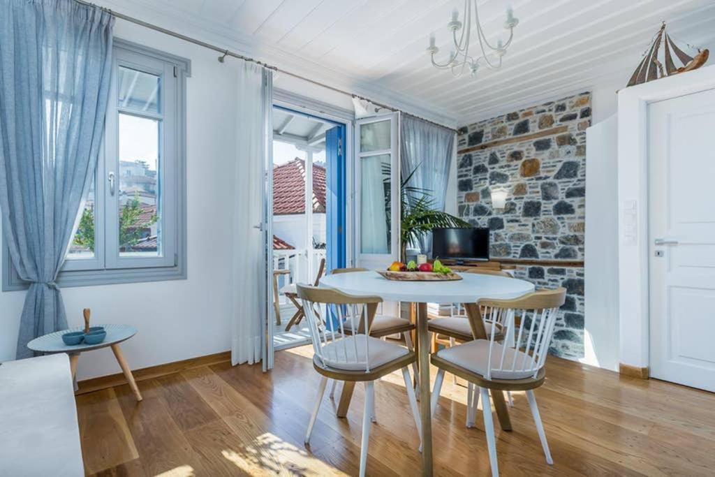Myrtia House Skopelos エクステリア 写真